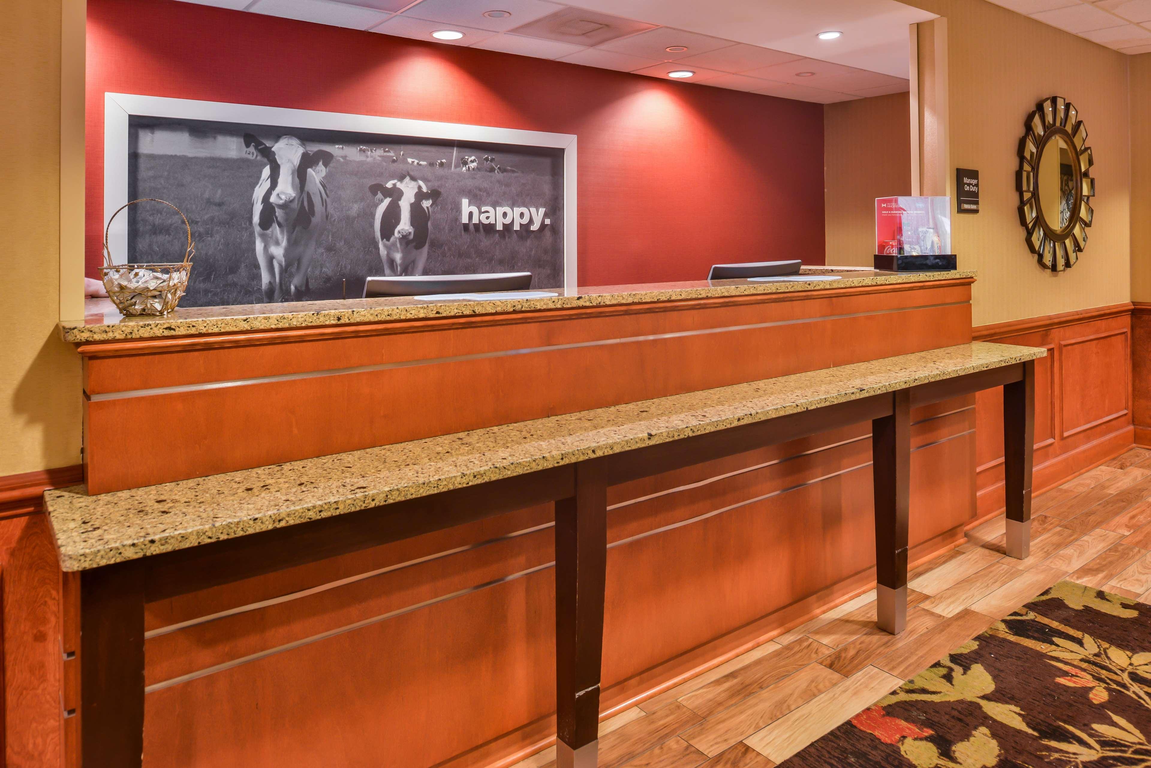 Hampton Inn Emporia Exterior foto